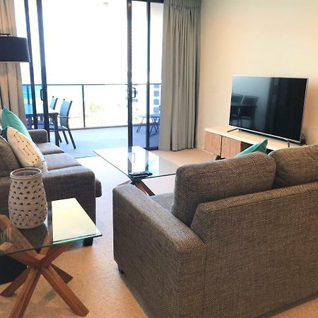 Qube Broadbeach Ocean View Apartments Gold Coast Extérieur photo