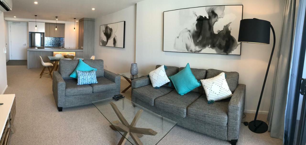 Qube Broadbeach Ocean View Apartments Gold Coast Extérieur photo
