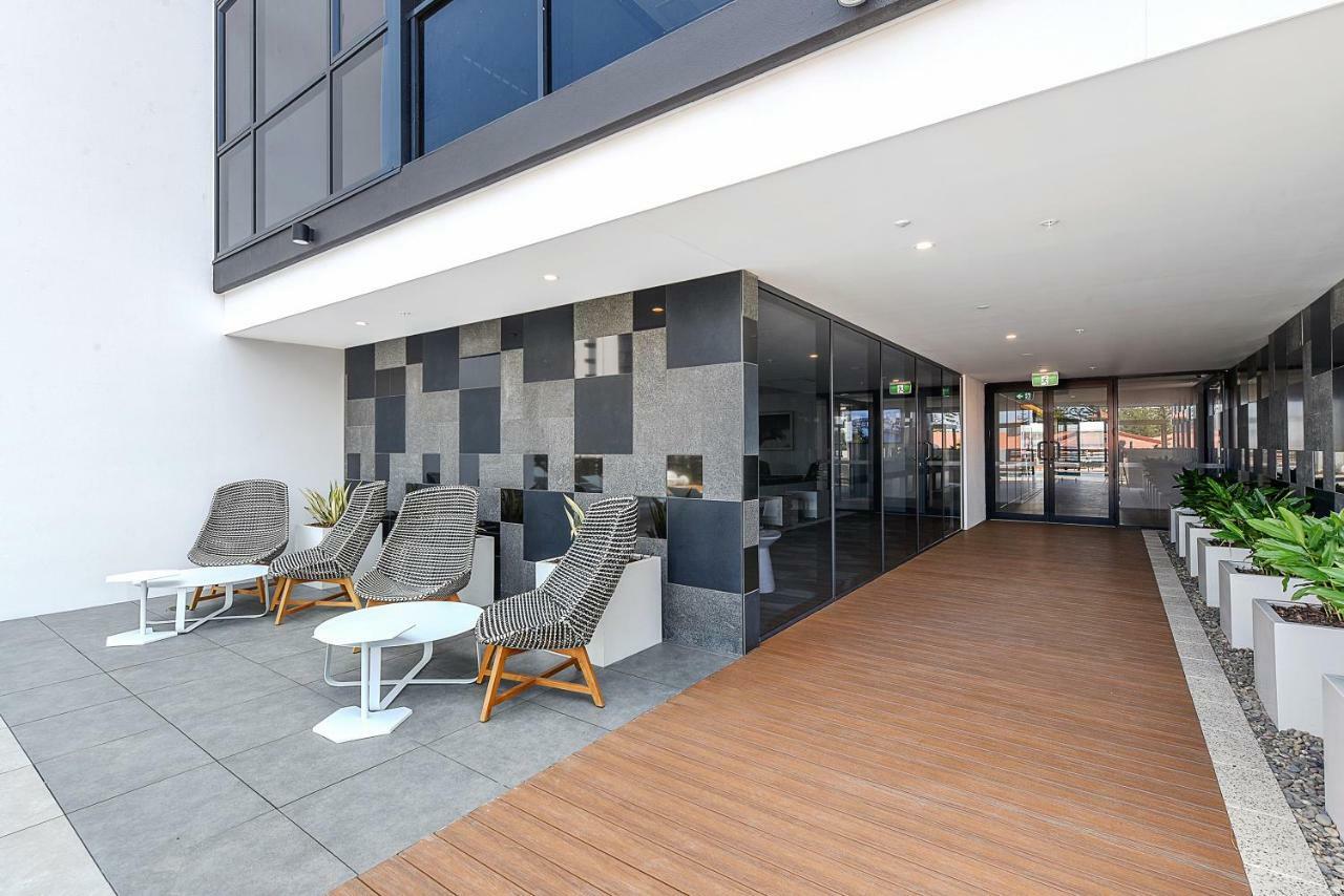 Qube Broadbeach Ocean View Apartments Gold Coast Extérieur photo
