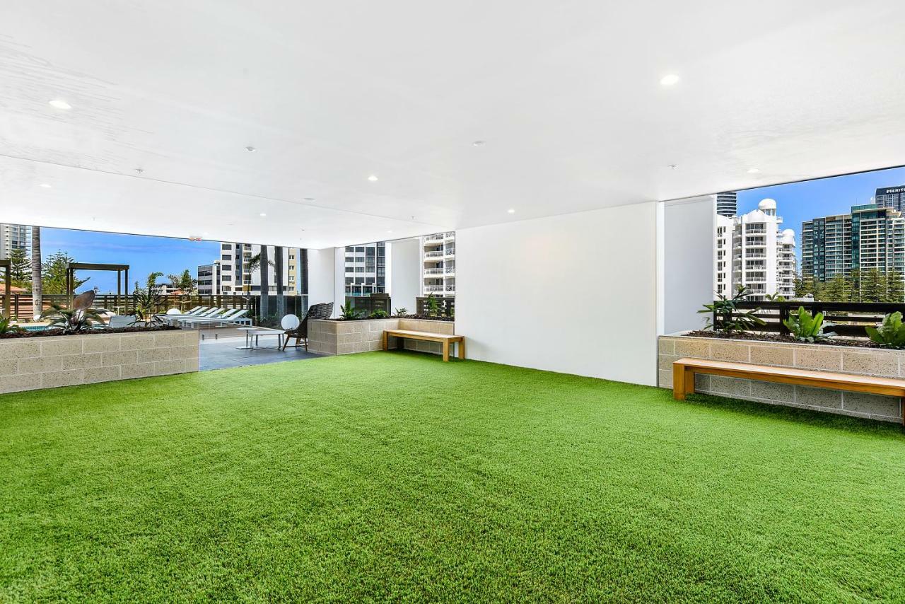 Qube Broadbeach Ocean View Apartments Gold Coast Extérieur photo